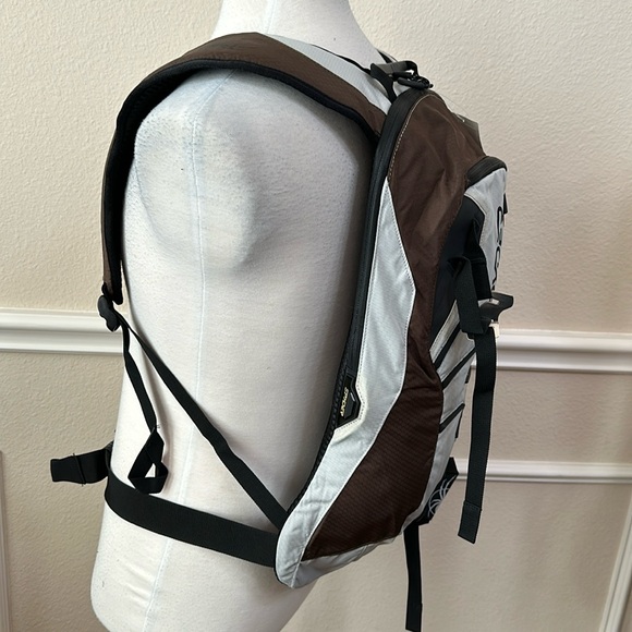 Spyder SILVERTON BACKPACK -Ash/Bison - Picture 3 of 15